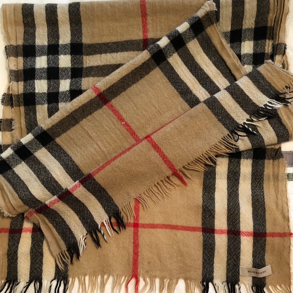 Burberry scarf